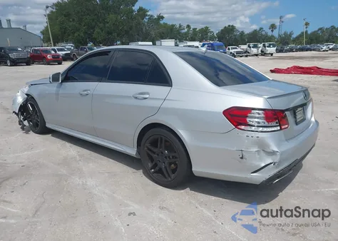 2015 Mercedes-Benz E 350 z USA, uszkodzony, nr VIN WDDHF5KB3FB123856